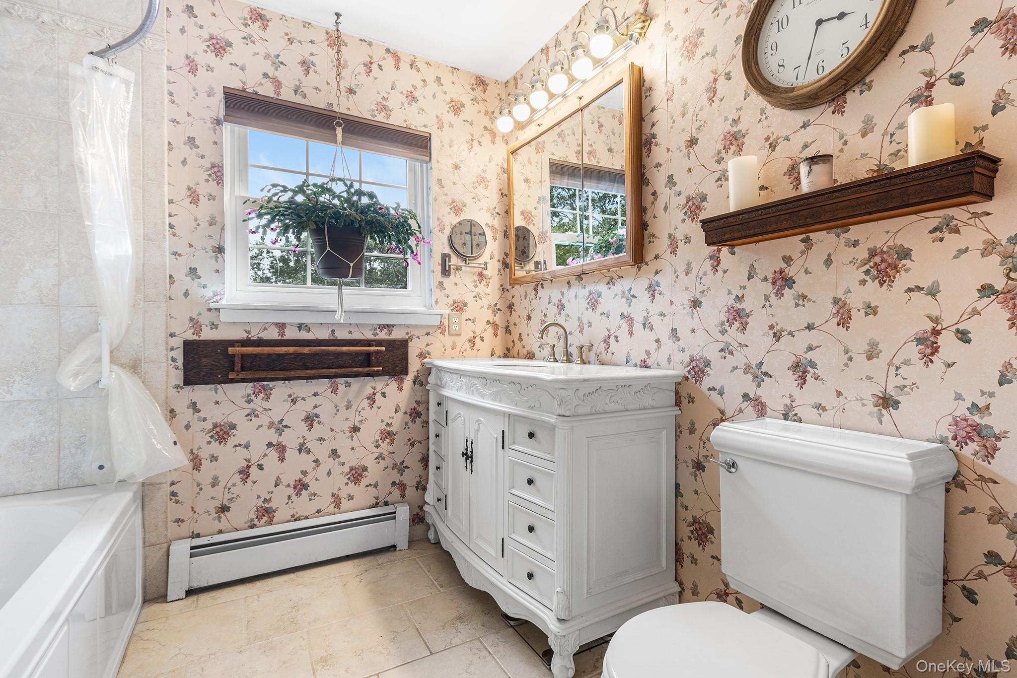 #20 photo, 8 Barry Lane, Mount Sinai , NY 11766