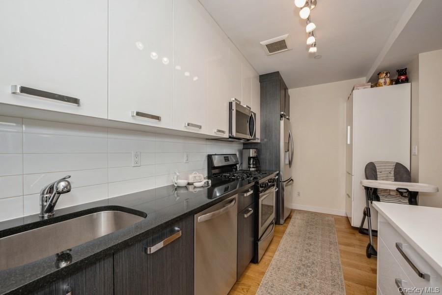 #14 photo, 1251 E 19th Street, ブルックリン区 Brooklyn , NY 11230