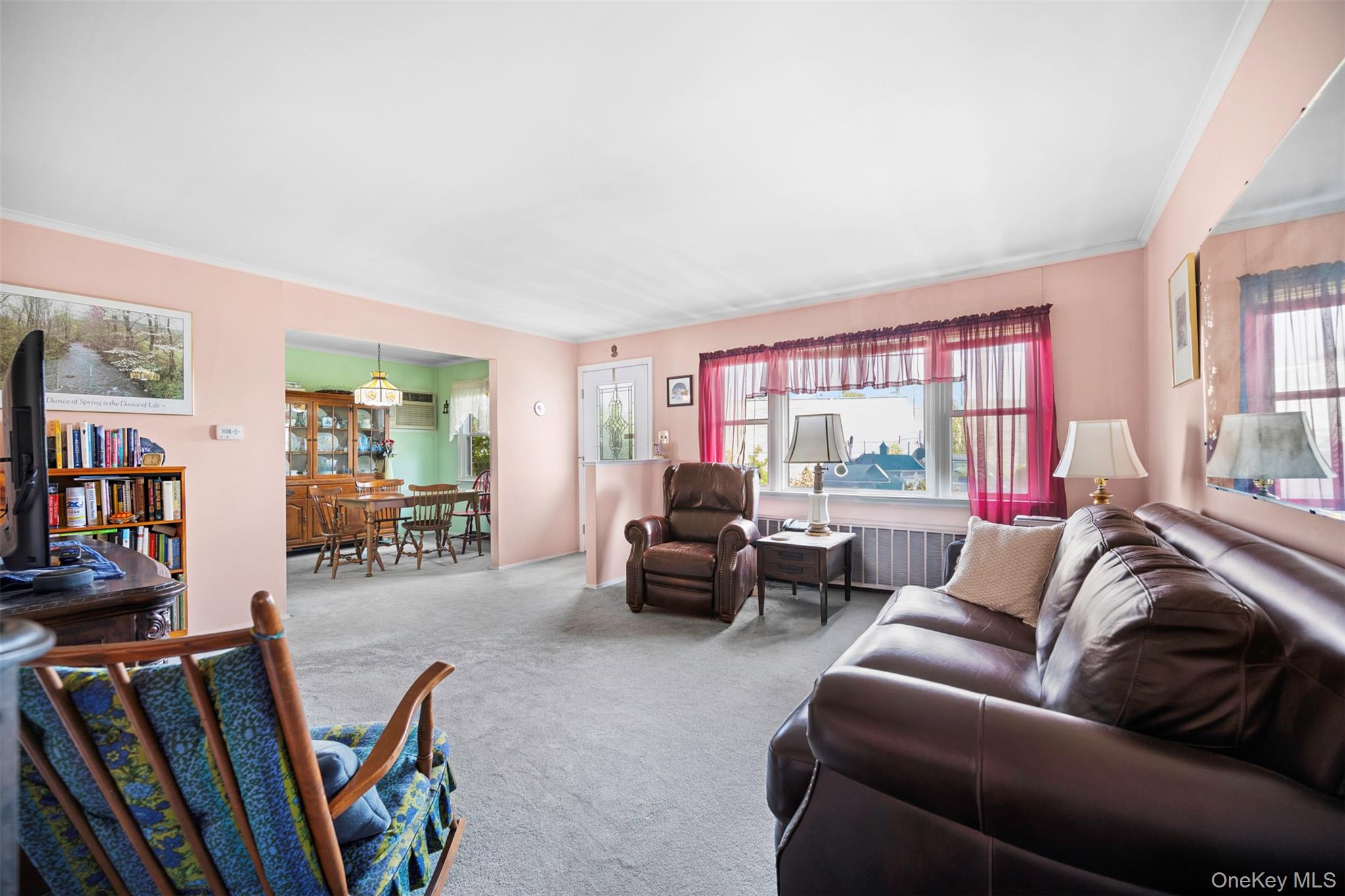 #10 photo, 504 6th Avenue, New Hyde Park , NY 11040