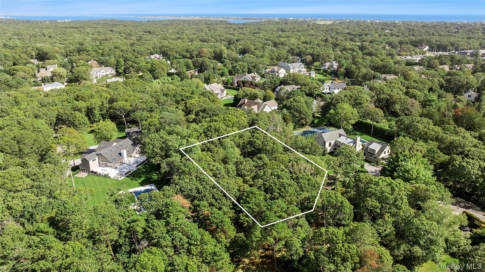 #5 photo, 5 Laurents Way, Quogue , NY 11959