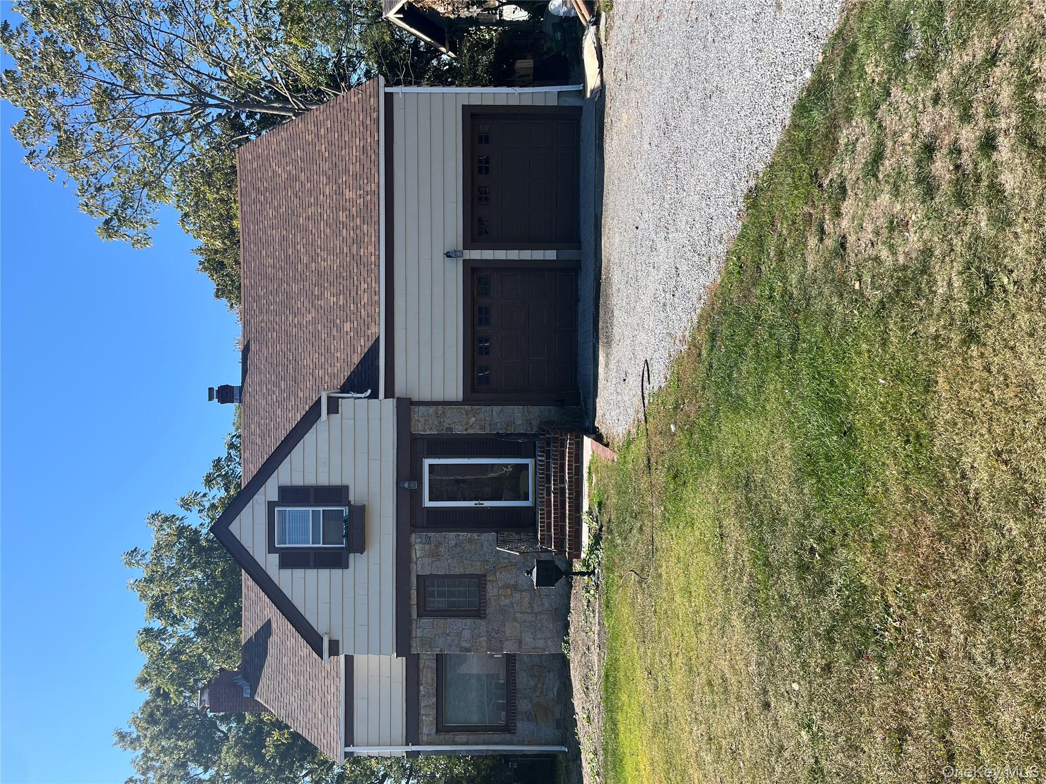 #1 photo, 66 Rose Avenue, サフォーク郡 Patchogue , NY 11772