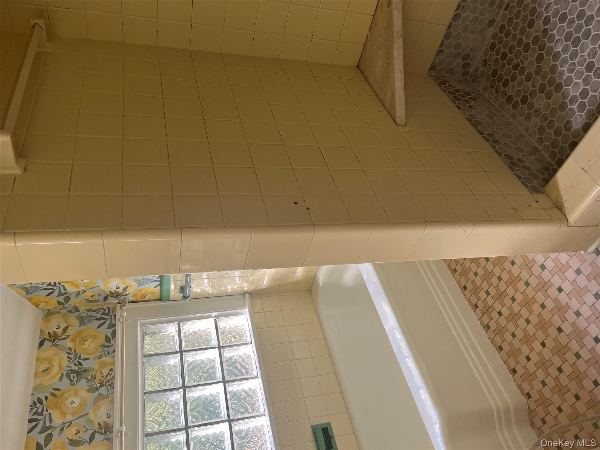 #12 photo, 66 Rose Avenue, サフォーク郡 Patchogue , NY 11772