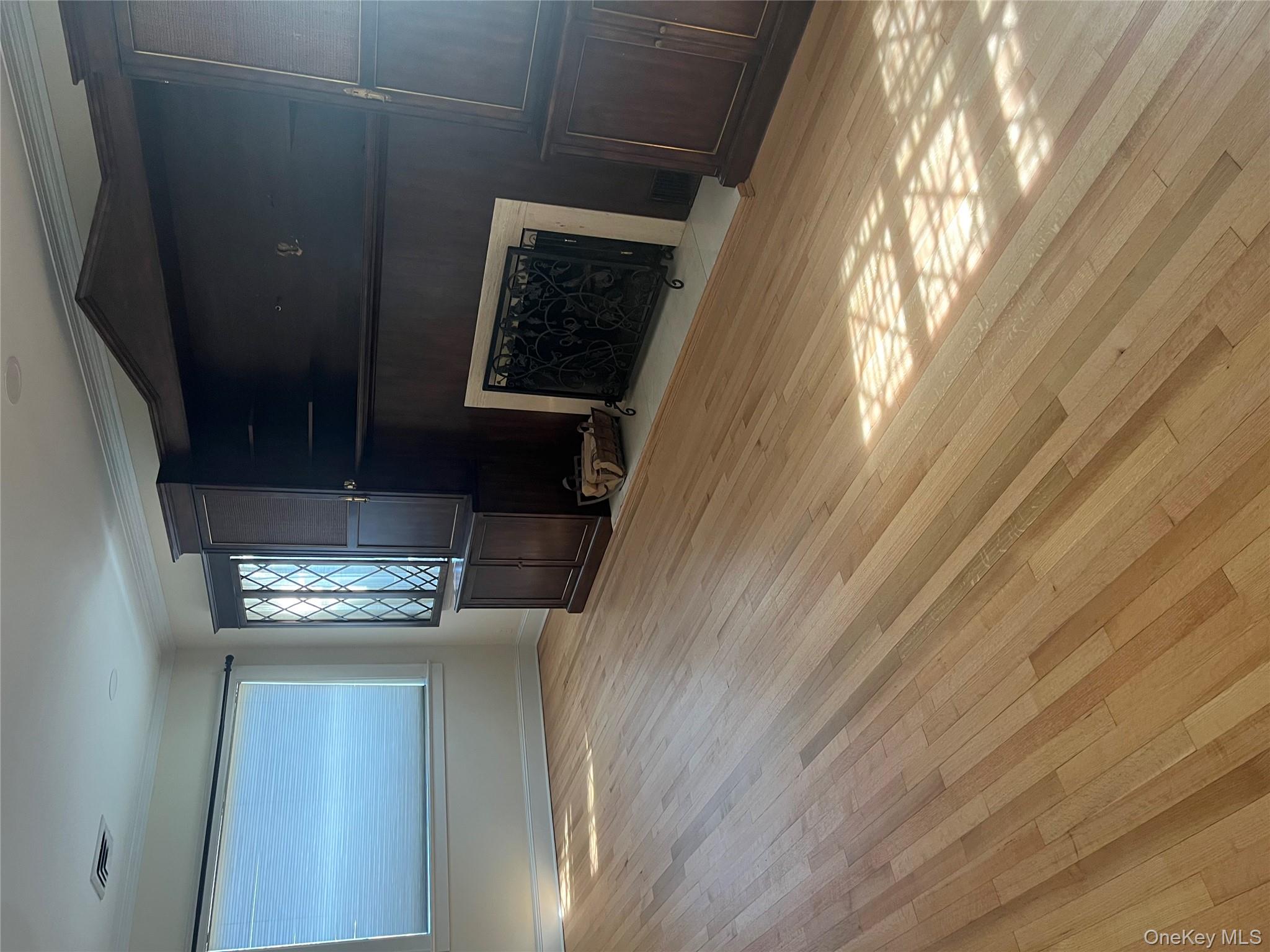 #2 photo, 66 Rose Avenue, サフォーク郡 Patchogue , NY 11772