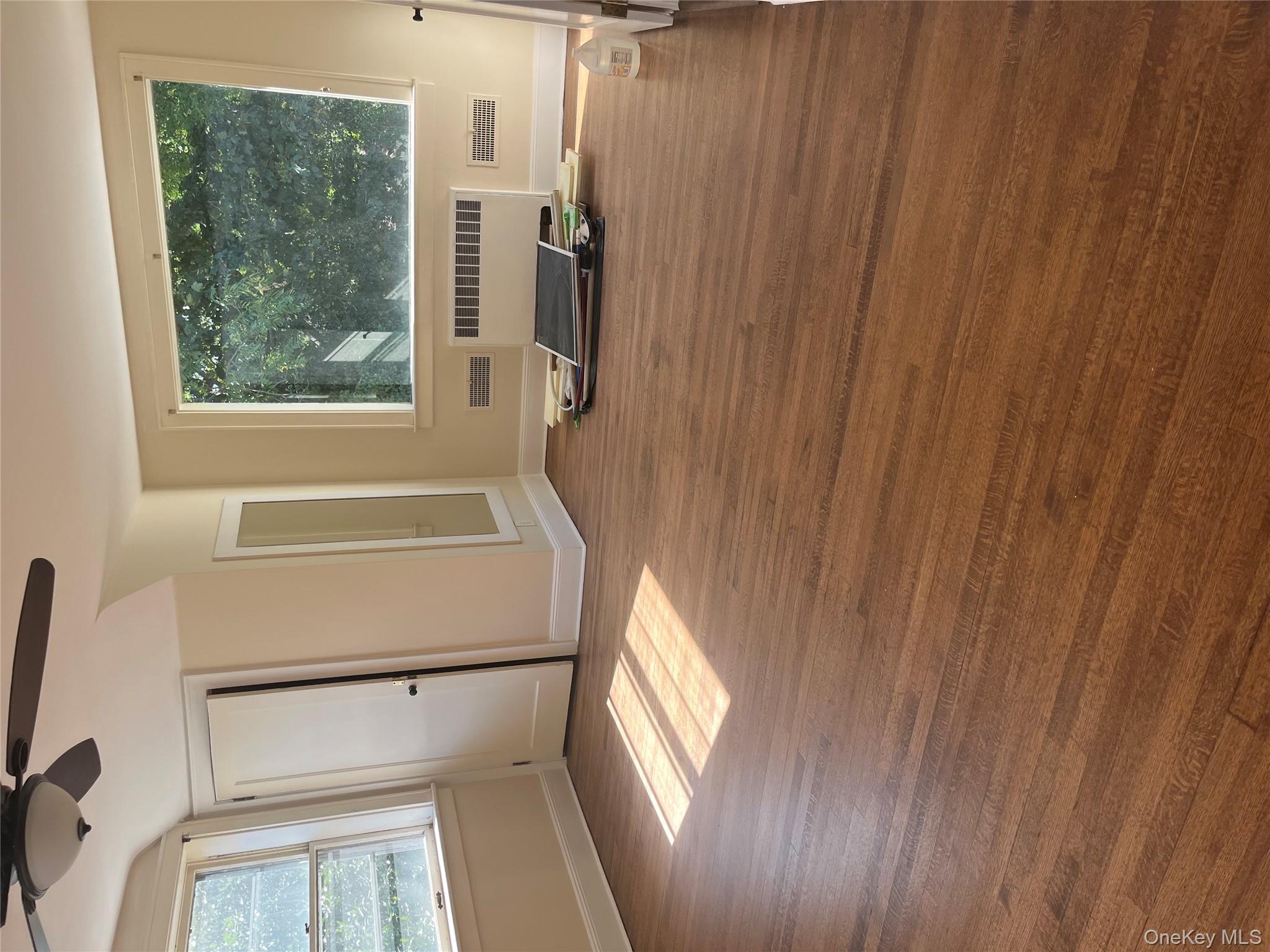 #7 photo, 66 Rose Avenue, サフォーク郡 Patchogue , NY 11772