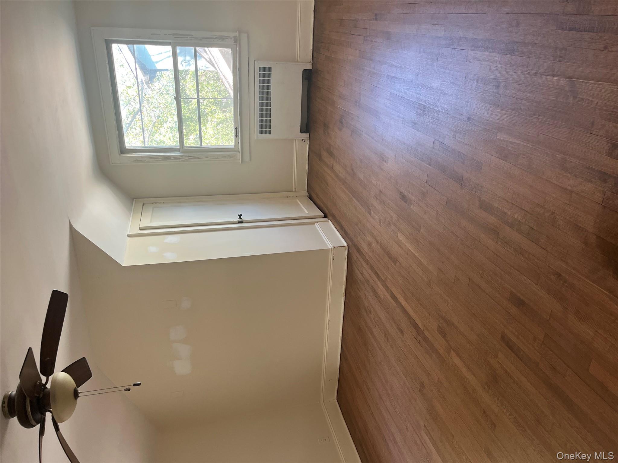 #9 photo, 66 Rose Avenue, サフォーク郡 Patchogue , NY 11772