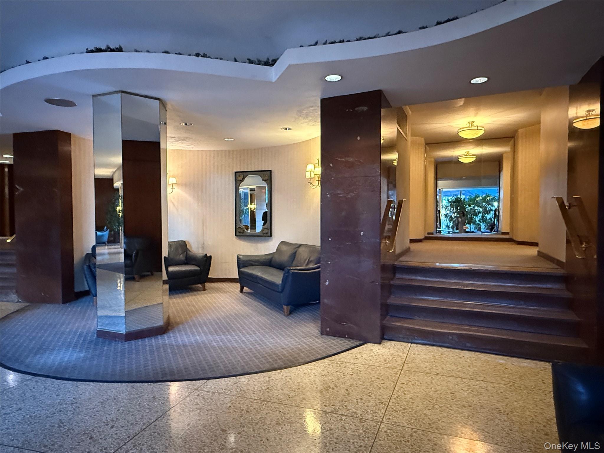 #5 photo, 61-20 Grand Central Parkway, クイーンズ区 Forest Hills , NY 11375