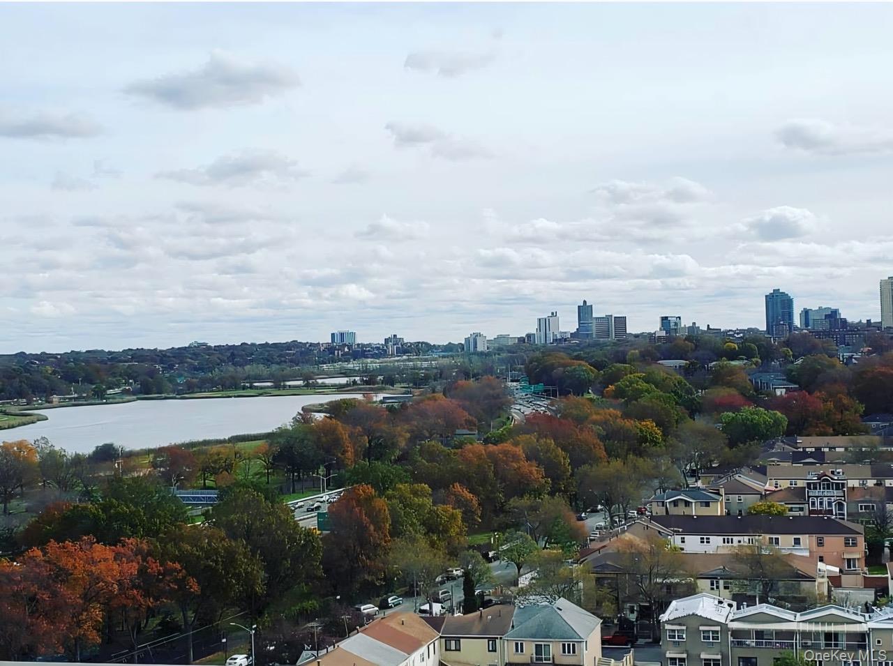 #8 photo, 61-20 Grand Central Parkway, クイーンズ区 Forest Hills , NY 11375