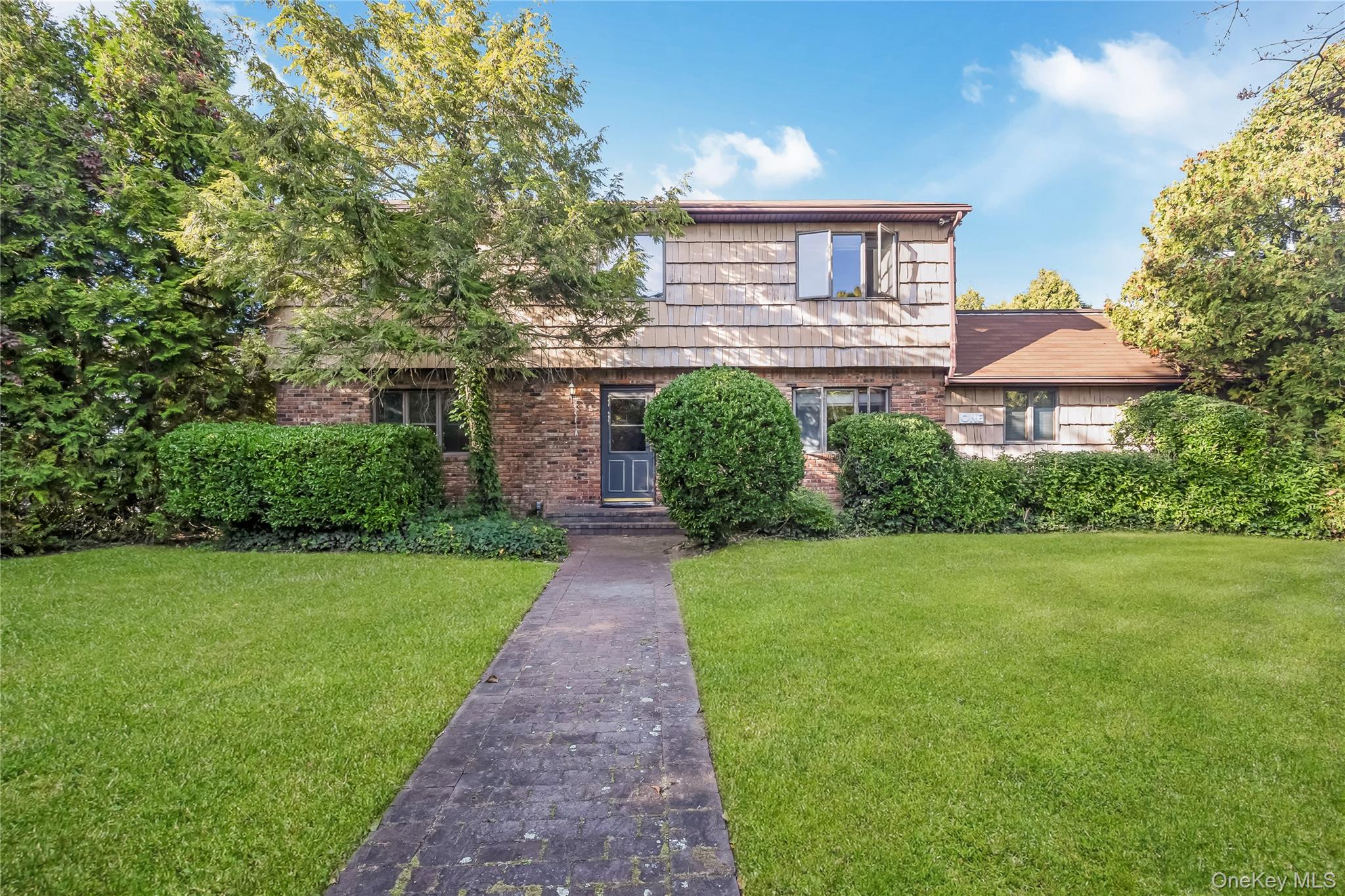 #1 photo, 1 Wunaquit Drive, 长岛 Bayville , NY 11709