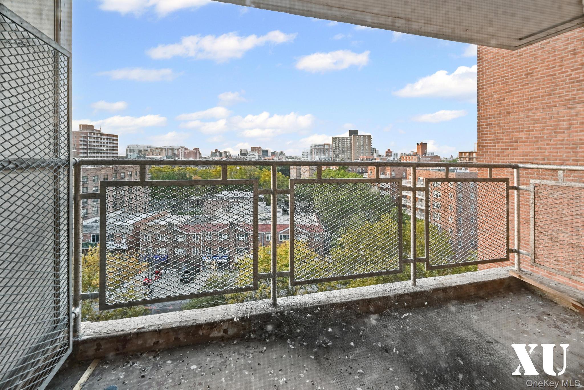 #8 photo, 43-10 Kissena Boulevard, クイーンズ区 Flushing , NY 11355