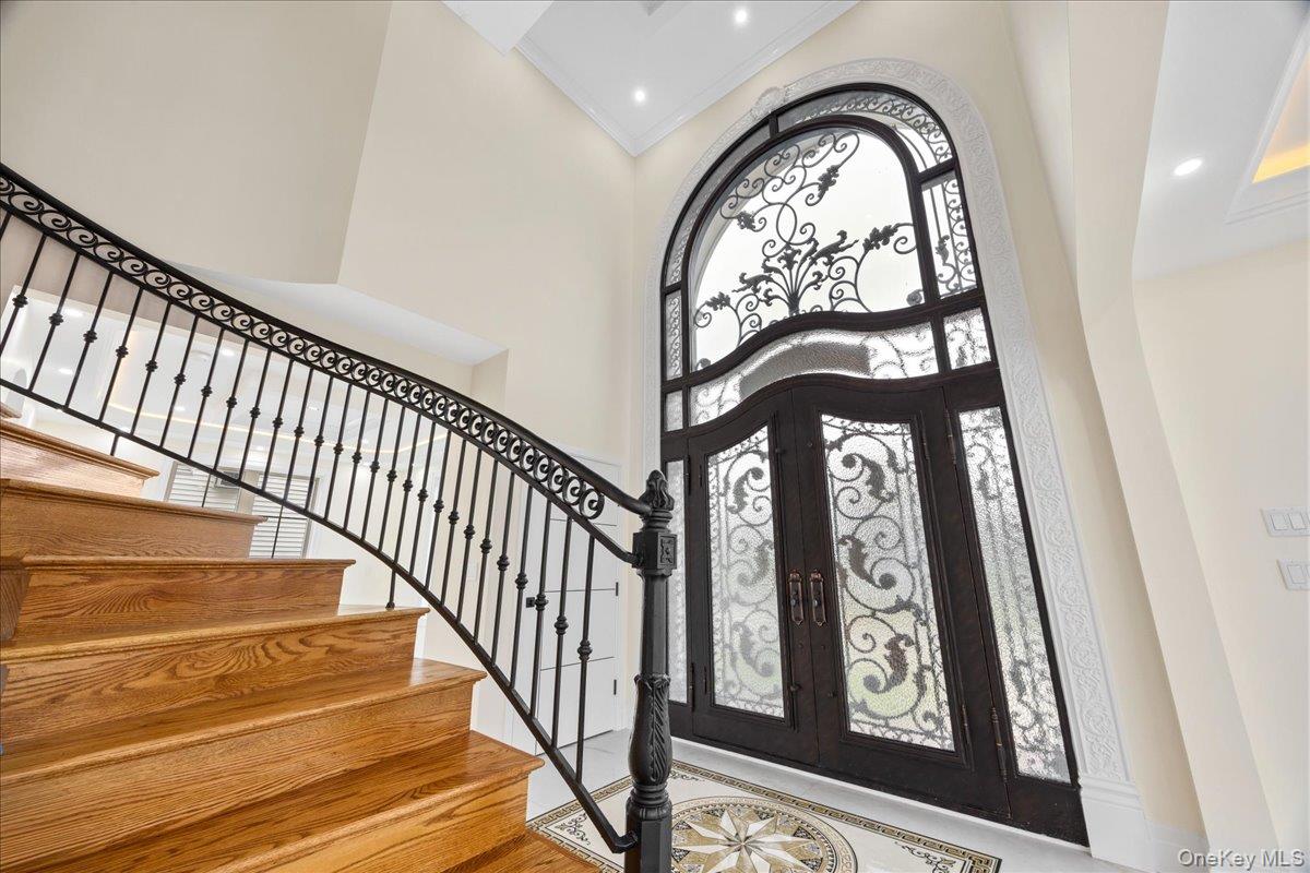 #16 photo, 2481 Putnam Drive, ナッソー郡 East Meadow , NY 11554