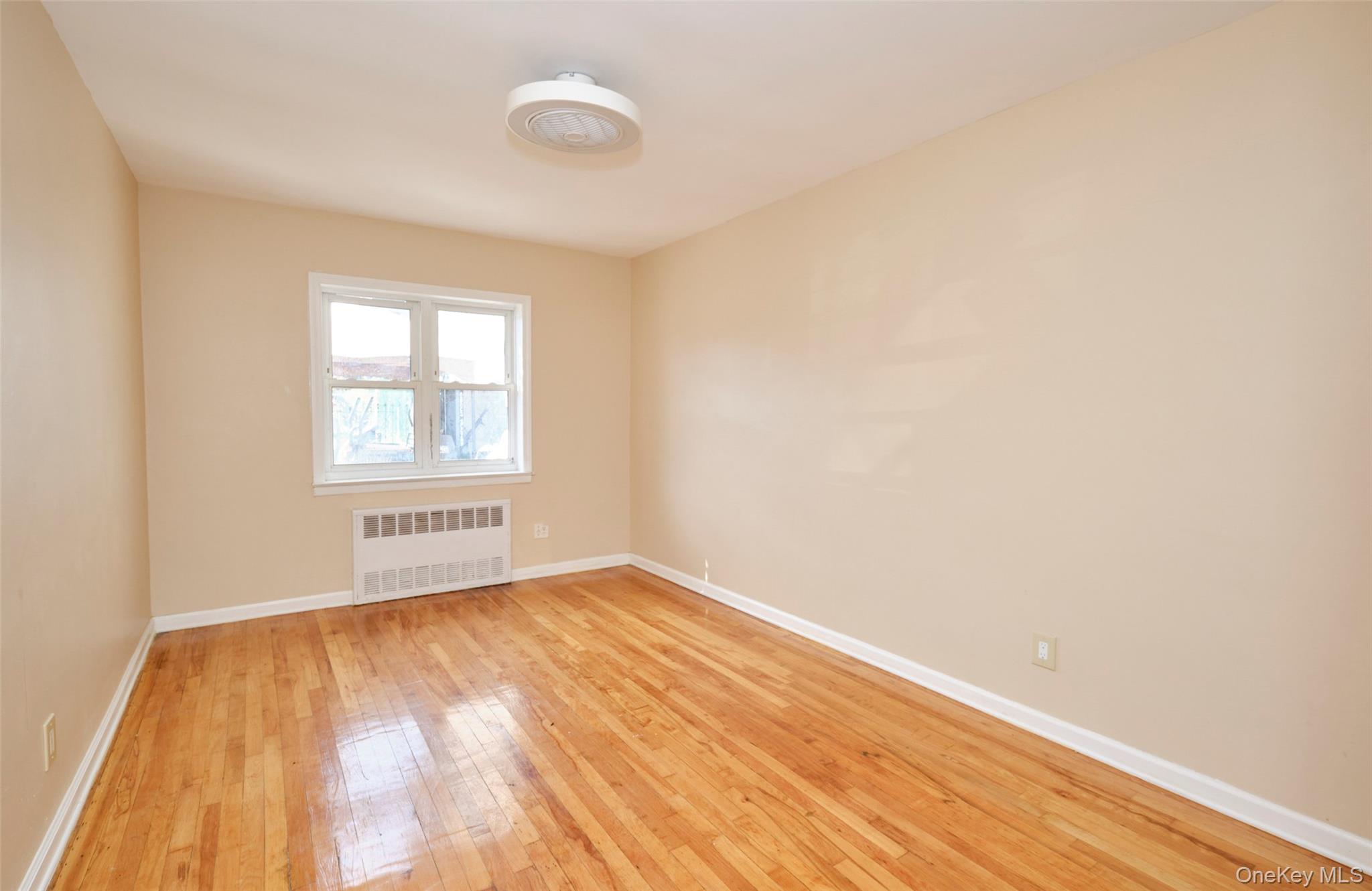 #13 photo, 724 E 96th Street, Бруклин ‖ Brooklyn , NY 11236