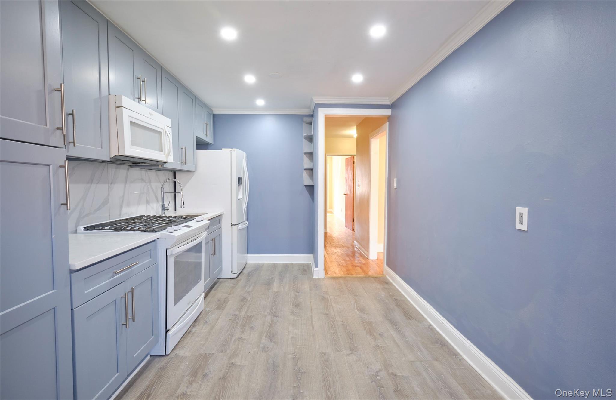 #4 photo, 724 E 96th Street, Бруклин ‖ Brooklyn , NY 11236