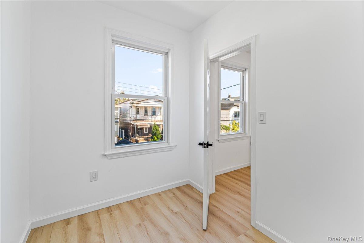 #5 photo, 9524 112th Street, Richmond Hill , NY 11419