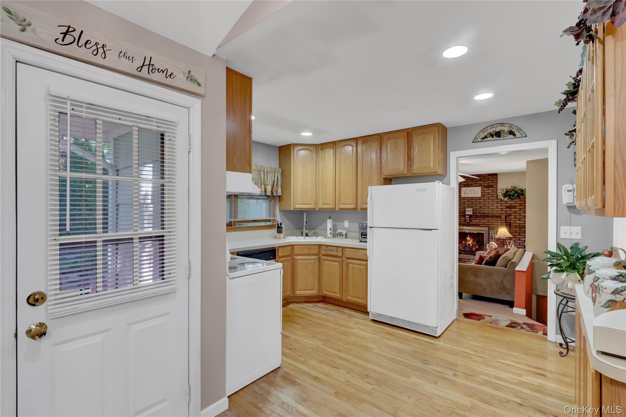 #13 photo, 10 Pardam Knoll Drive, Miller Place , NY 11764