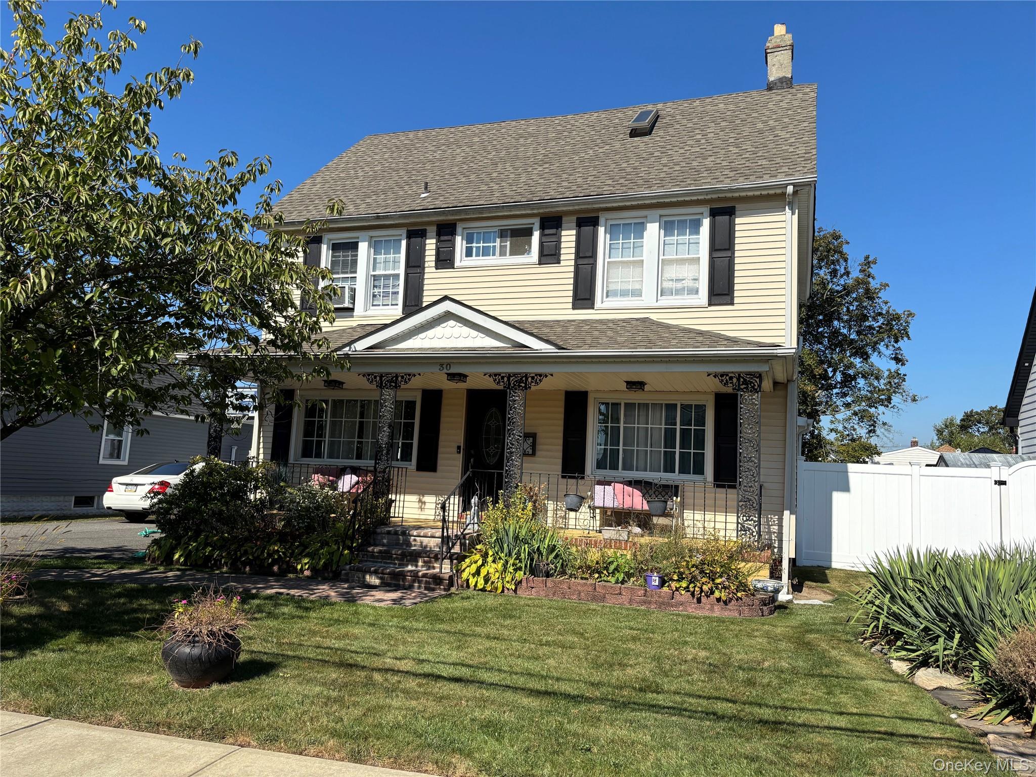 #1 photo, 30 Cary Place, 长岛 Freeport , NY 11520