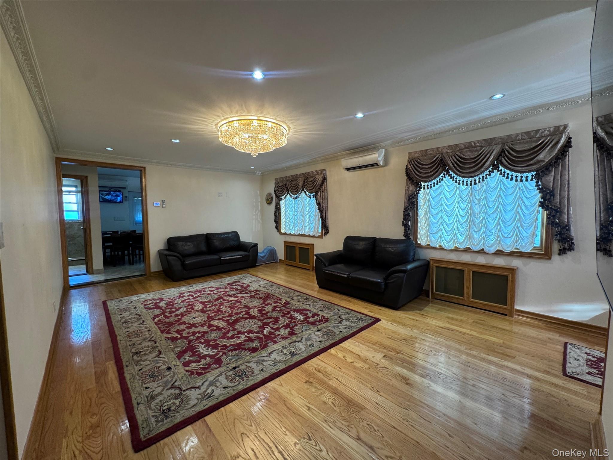 #2 photo, 7719 170th Street, Fresh Meadows , NY 11366