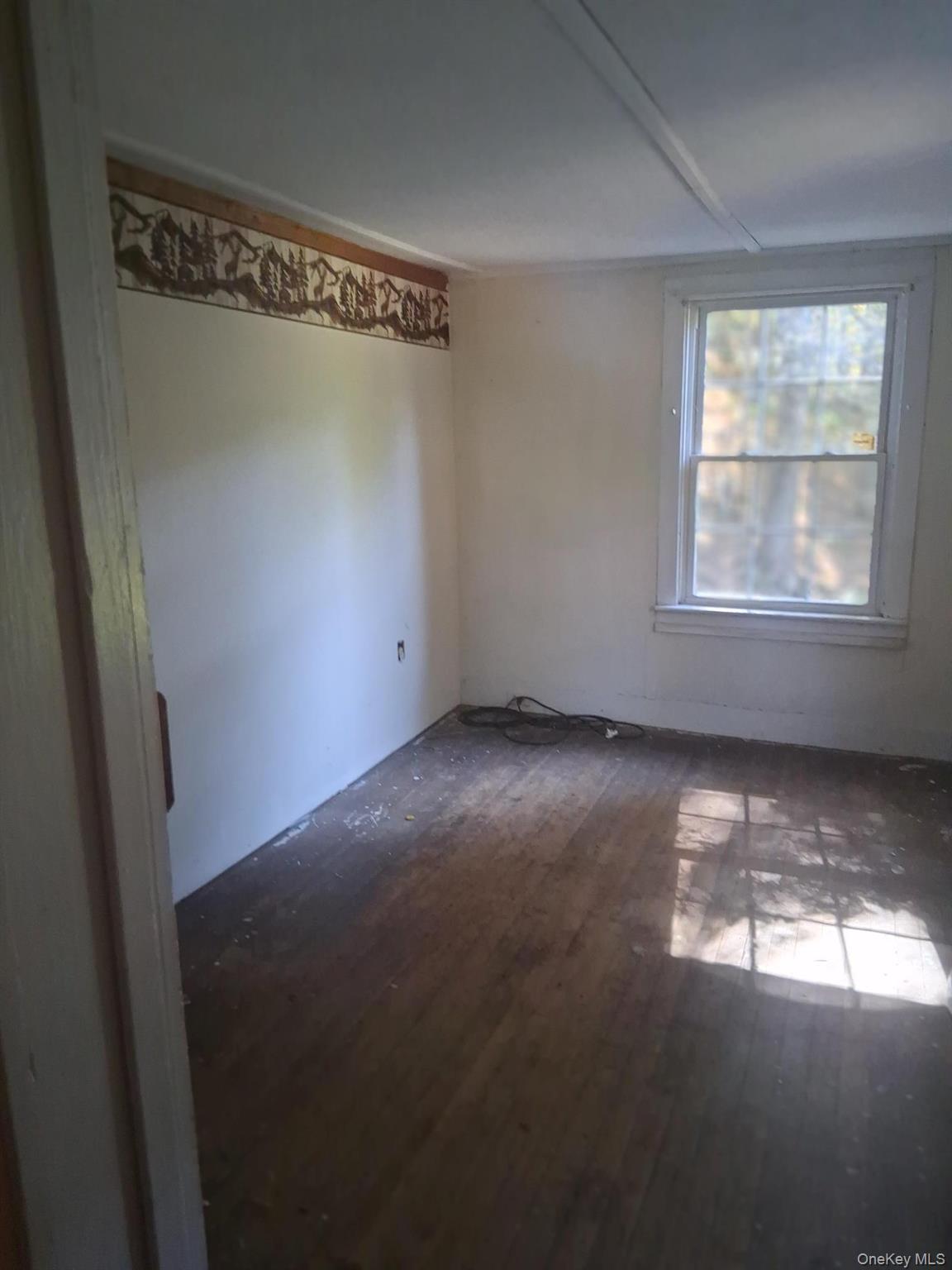 #13 photo, 84 North Road, Red Hook , NY 12571