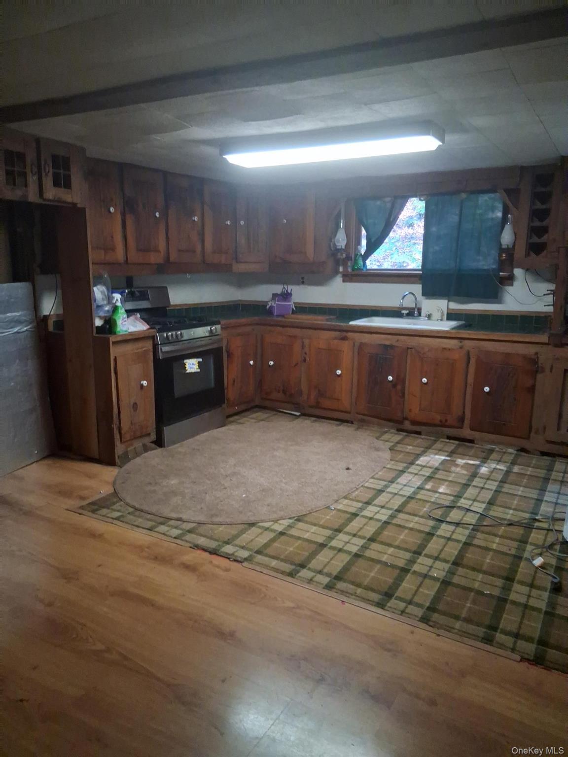 #6 photo, 84 North Road, Red Hook , NY 12571