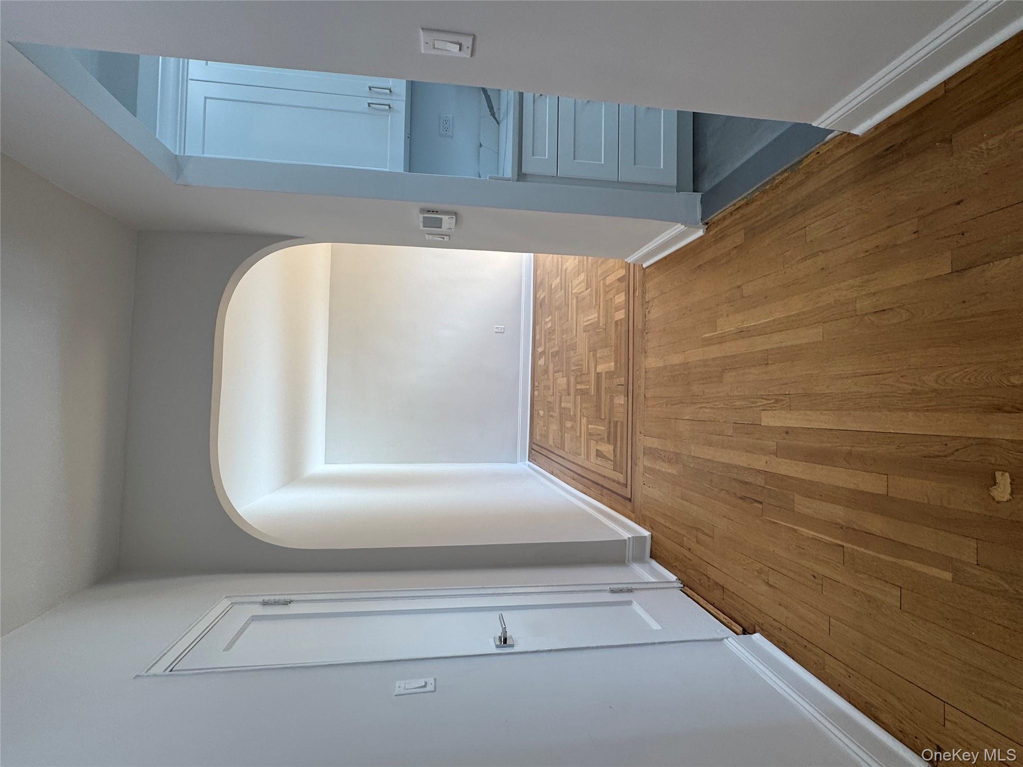 #14 photo, 762 Brady Avenue, Bronx , NY 10462