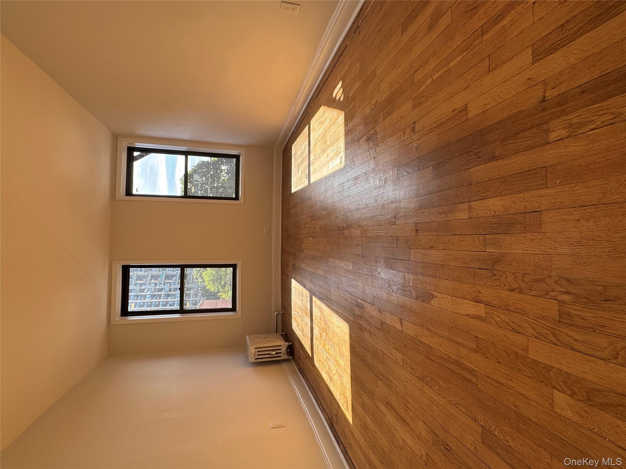 #6 photo, 762 Brady Avenue, Bronx , NY 10462