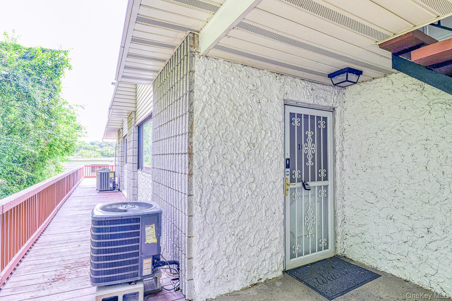 #2 photo, 104 Baldwin Lane, Newburgh , NY 12550