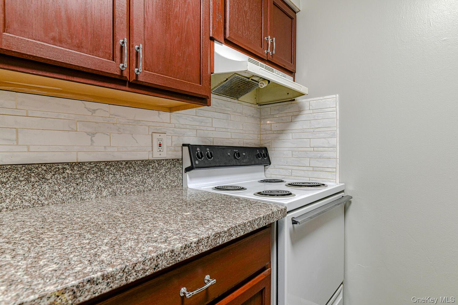 #9 photo, 104 Baldwin Lane, Newburgh , NY 12550