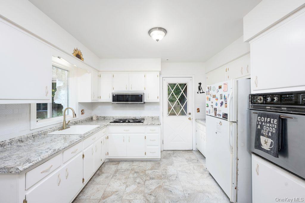 #14 photo, 46 Waring Road, Newburgh , NY 12550