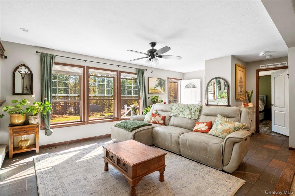 #2 photo, 110 Silver Spur Road, Cairo , NY 12413