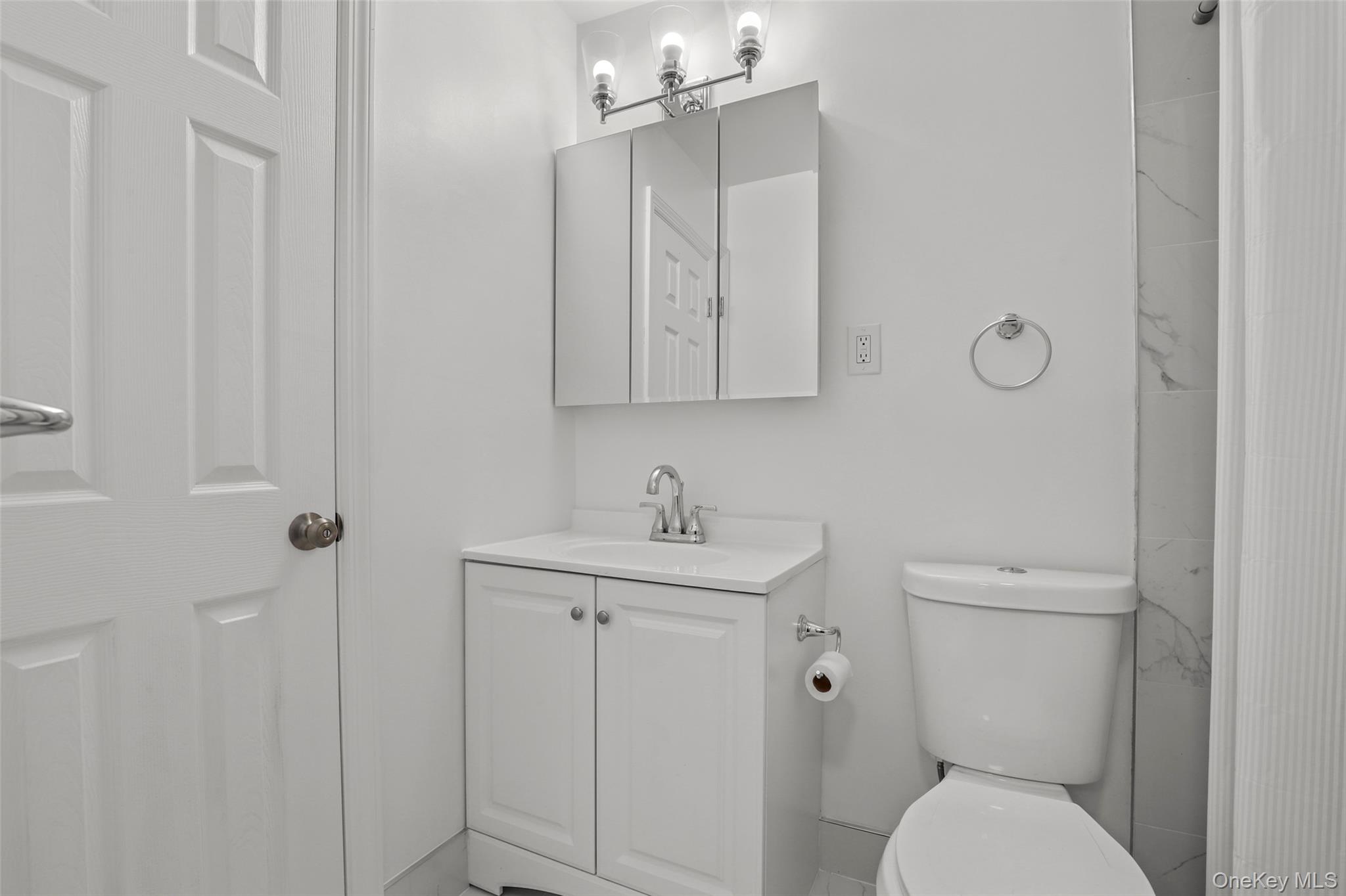 #10 photo, 4 Rolling Way, Peekskill , NY 10566