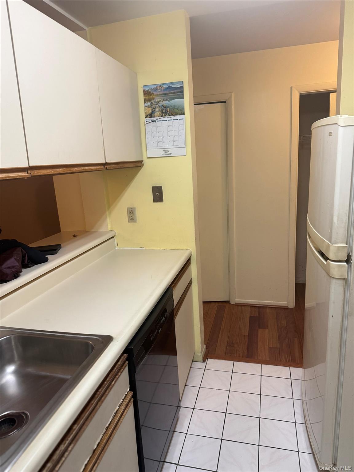 #8 photo, 230 Fleet Court, Bronx , NY 10473