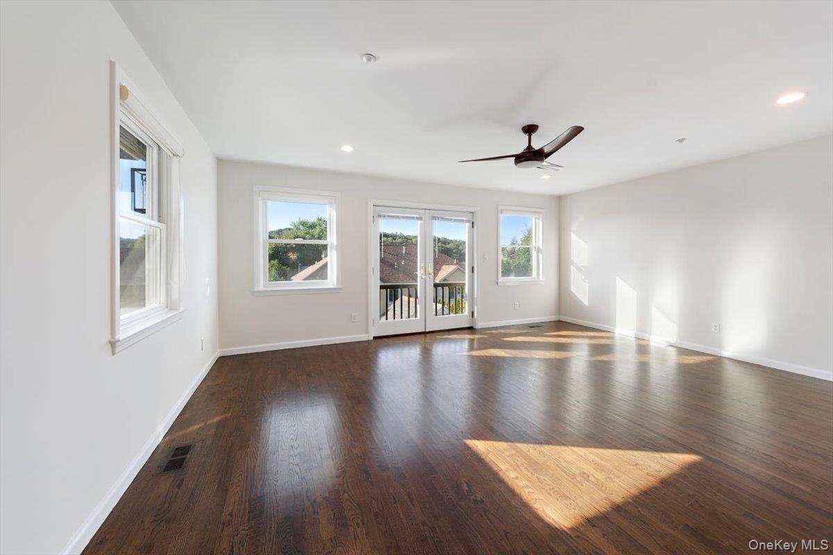 #15 photo, 107 Lincoln Avenue, West Harrison , NY 10604