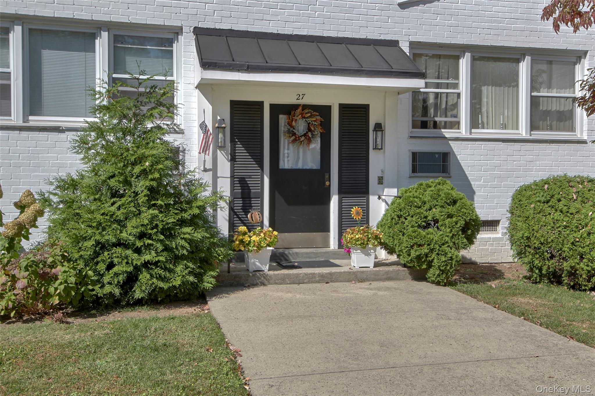 #1 photo, 27 Avon Circle, Rye Brook , NY 10573