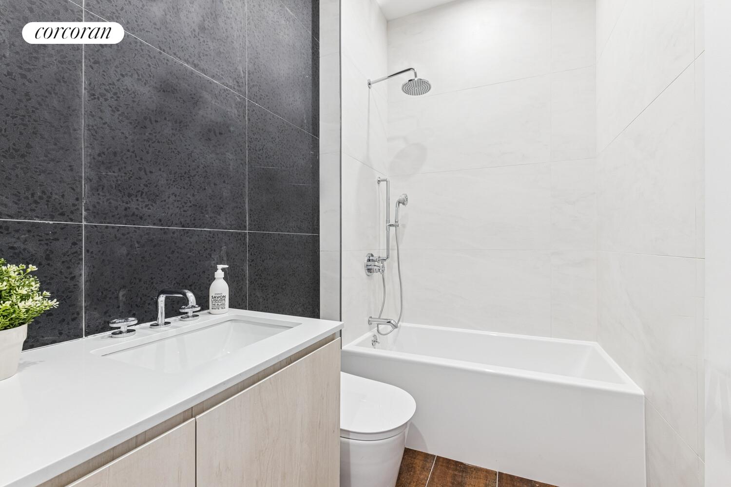 #11 photo, 72 QUINCY Street, ブルックリン区 Bedford-Stuyvesant , NY 11238