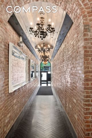 #8 photo, 1771 1st Avenue, マンハッタン Upper East Side , NY 10128