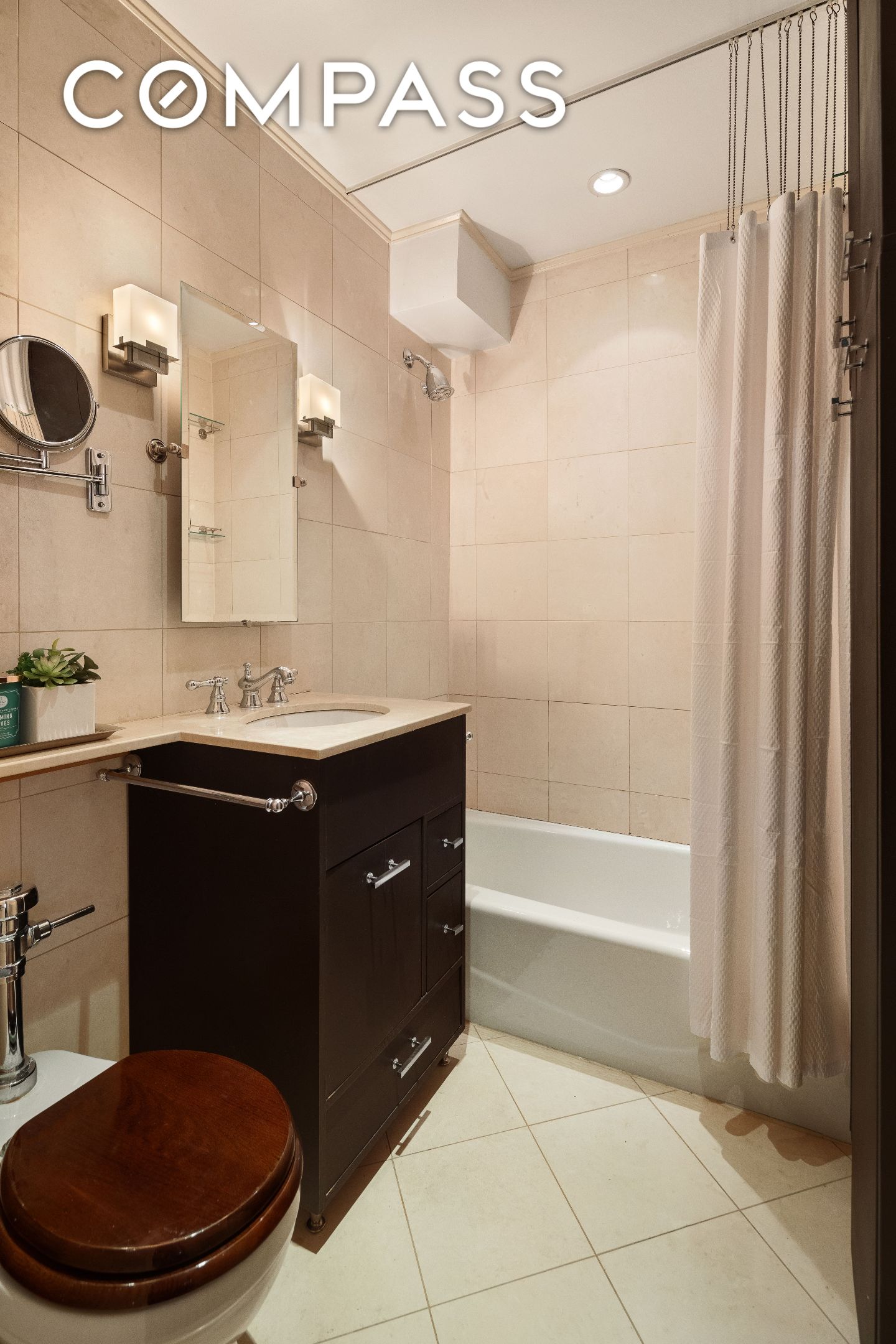 #6 photo, 88 Bleecker Street, マンハッタン Greenwich Village , NY 10012