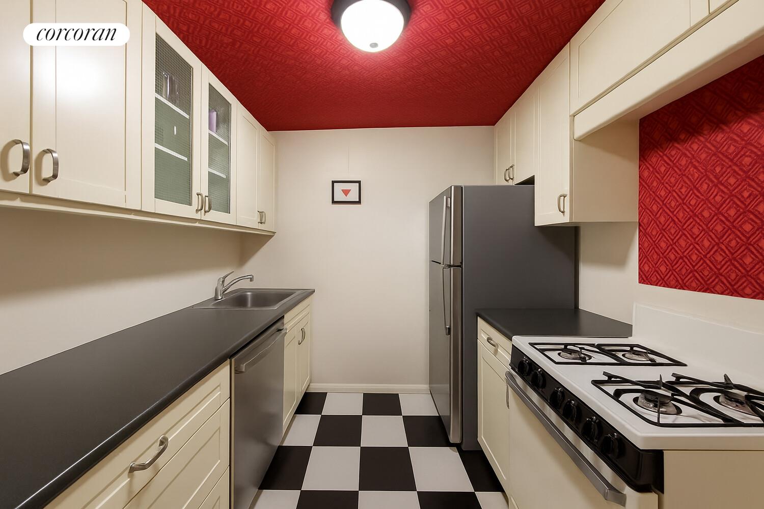 #7 photo, New York City, Sutton Place , NY 10022