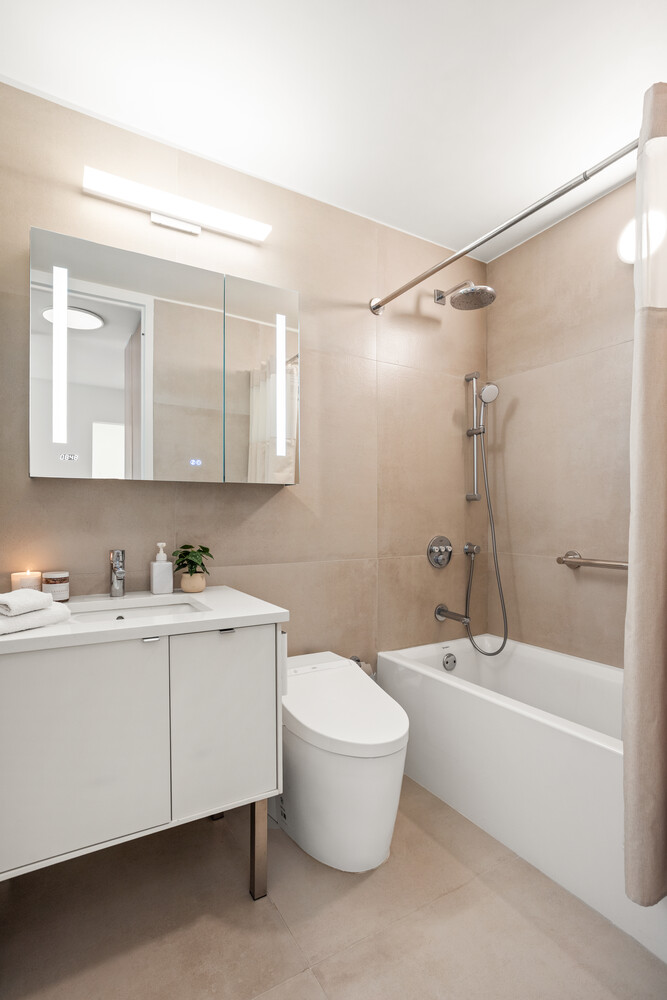 #11 photo, 1 IRVING Place, Union Square Park , NY 10003