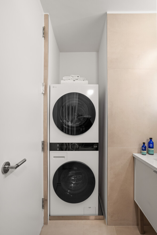 #13 photo, 1 IRVING Place, Union Square Park , NY 10003