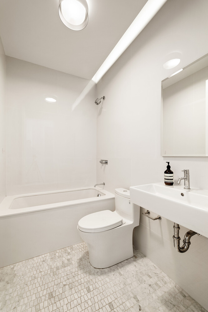 #19 photo, 532 W 20TH Street, Chelsea , NY 10011