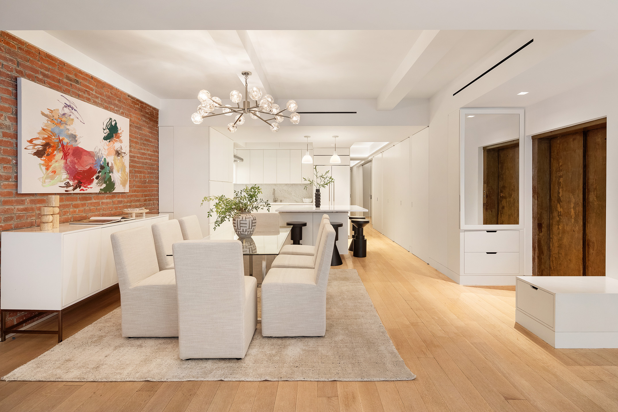 #3 photo, 15 W 17th Street, Flatiron , NY 10011