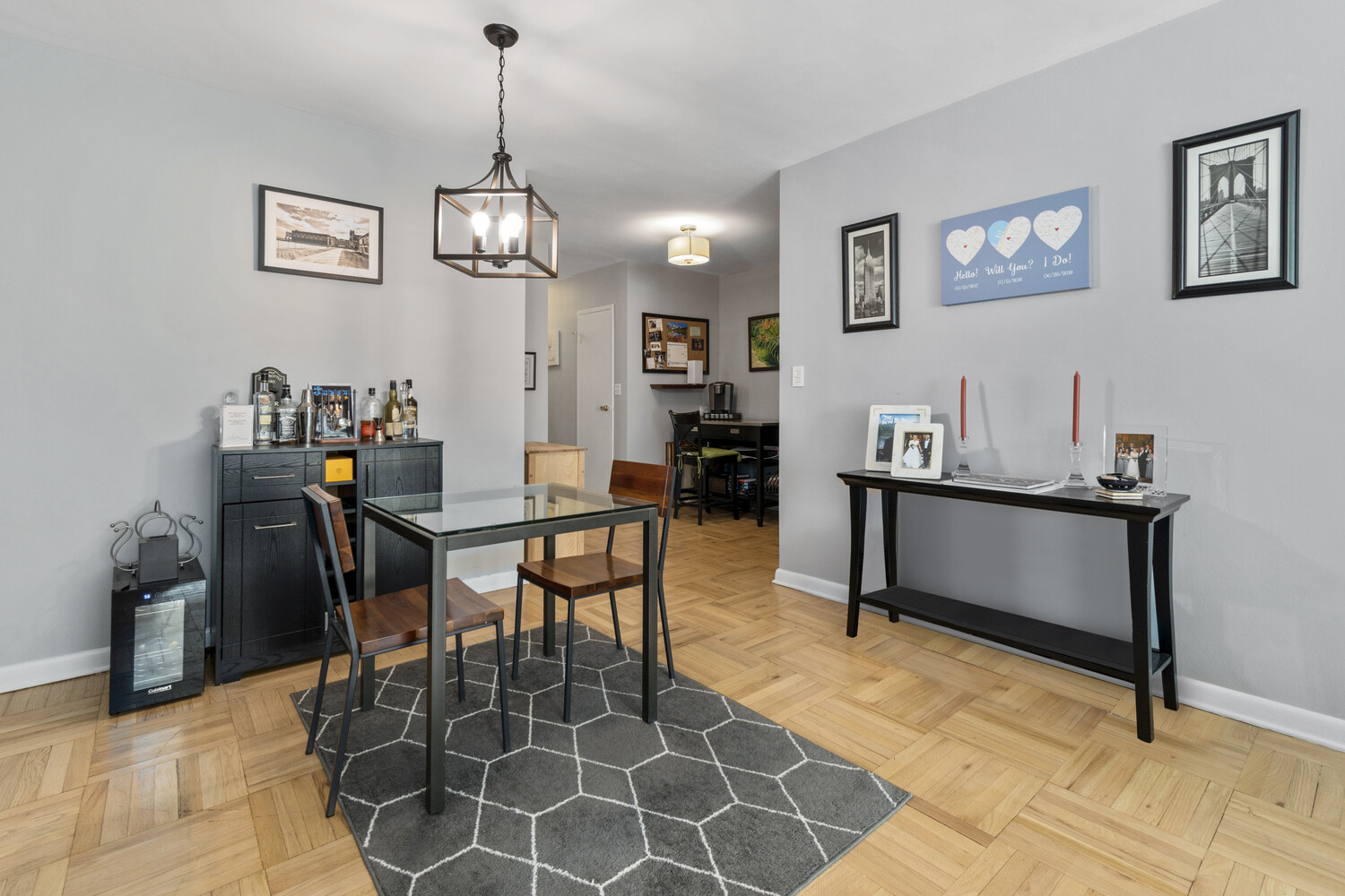 #1 photo, 311 E 71ST Street, マンハッタン Lenox Hill , NY 10021
