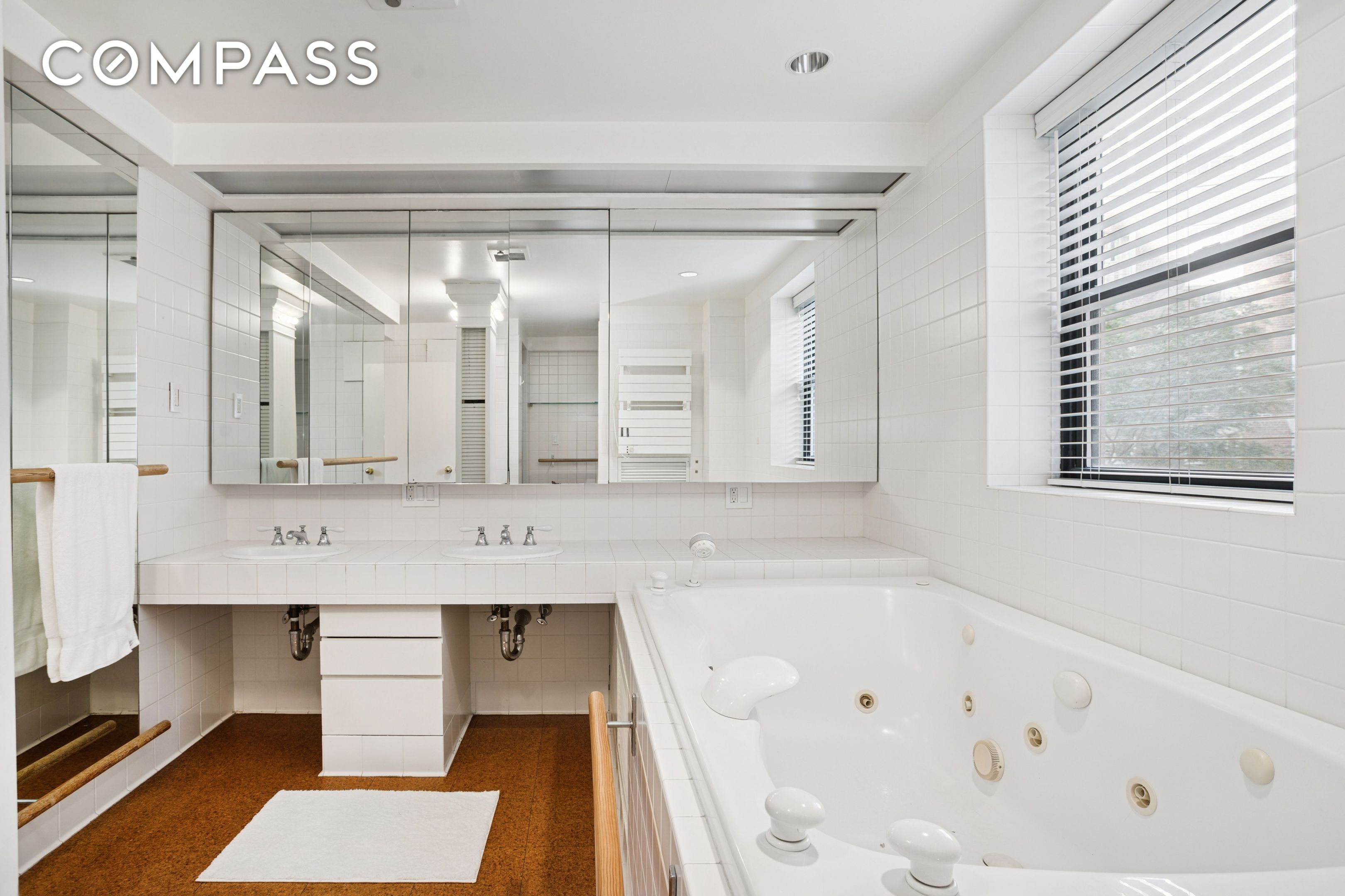 #11 photo, 440 E 56th Street, Sutton Place , NY 10022