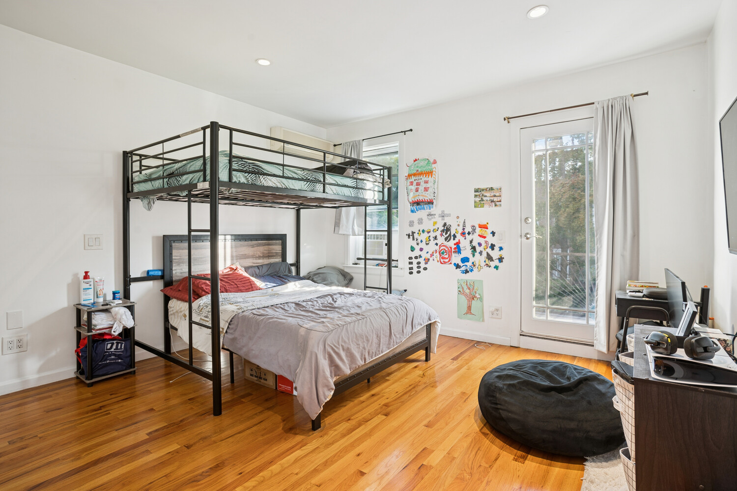 #8 photo, 96-15 ALSTYNE Avenue, Corona , NY 11368