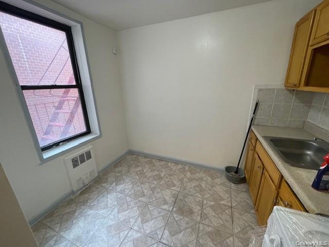 #13 photo, 87-20 175th Street, 뉴욕퀸즈 Jamaica Estates , NY 11432