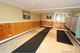 #4 photo, 87-20 175th Street, Jamaica Estates , NY 11432