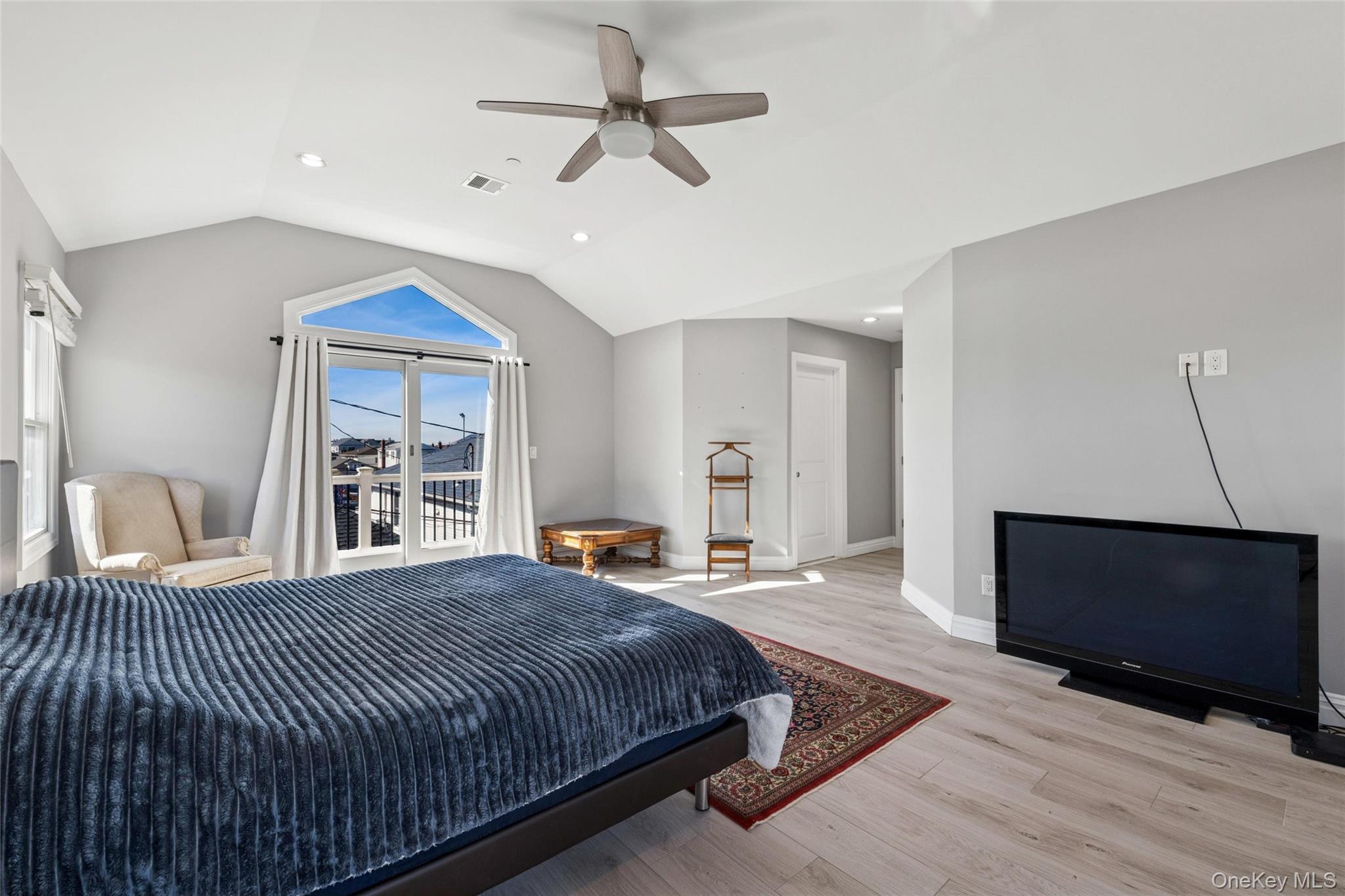 #14 photo, 71 Michigan Street, ナッソー郡 Long Beach , NY 11561