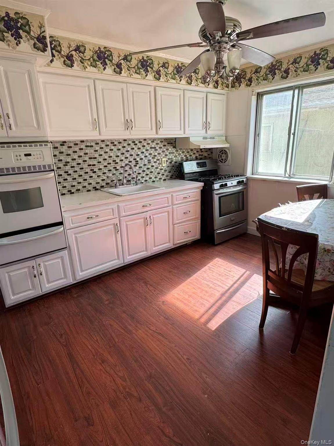 #1 photo, 246 Rhodes Avenue, ناسو Hempstead , NY 11550