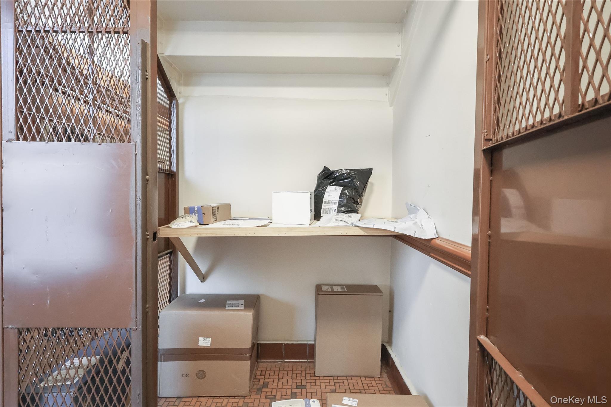 #17 photo, 88-01 35th Avenue, クイーンズ区 Jackson Heights , NY 11372