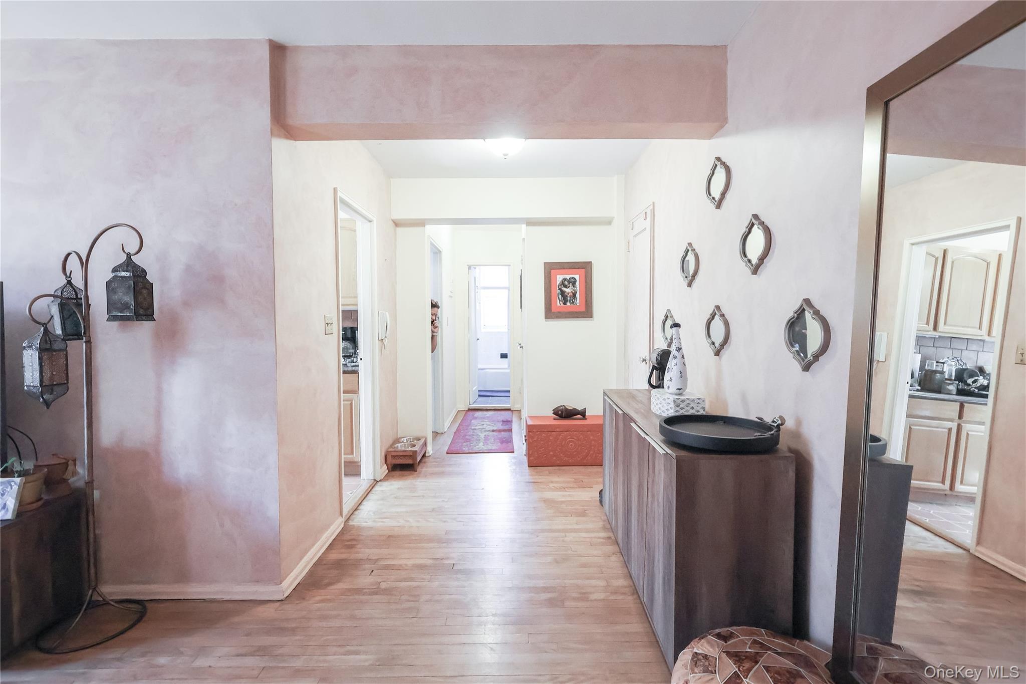 #2 photo, 88-01 35th Avenue, クイーンズ区 Jackson Heights , NY 11372