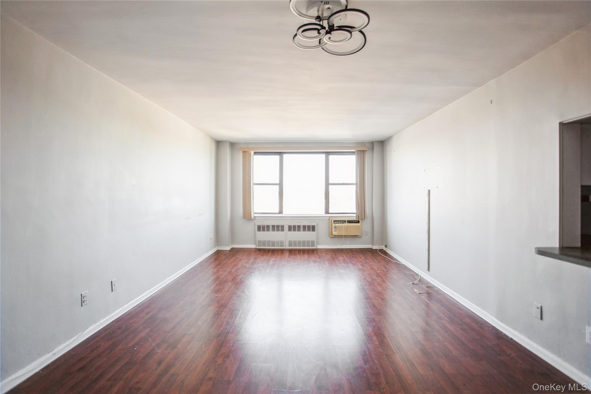 #6 photo, 333 E Broadway, Long Beach , NY 11561